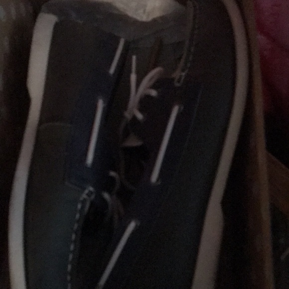 Shoes - Picture 2 of 4